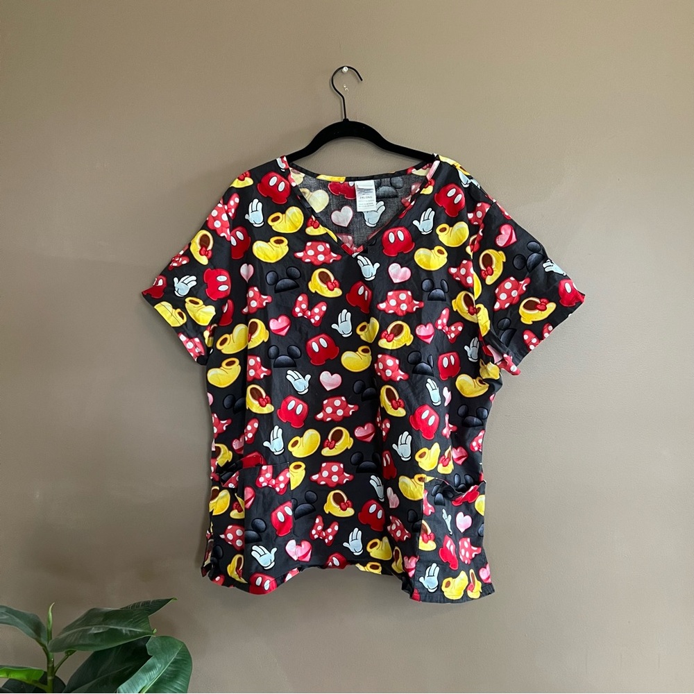 scrub top